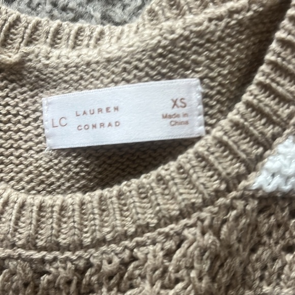 Lauren Conrad sweater tank top - Picture 2 of 4